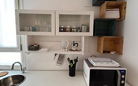 Ca Giardini Apartments in Biennale by Bricola Apartments